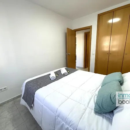Sol Apartment, Climatizado, Parking Y Piscina * كامبريلس