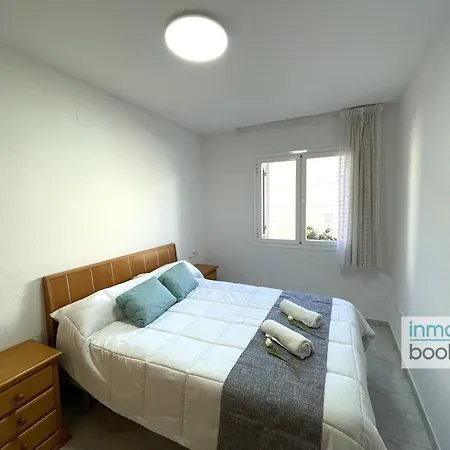 Sol Apartment, Climatizado, Parking Y Piscina كامبريلس