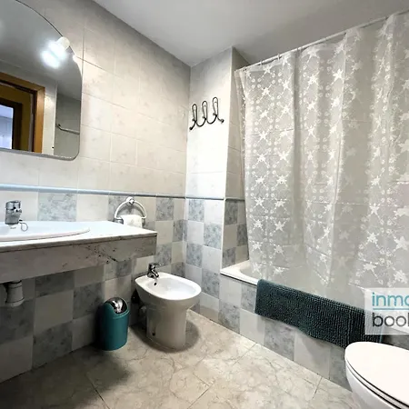 Sol Apartment, Climatizado, Parking Y Piscina * كامبريلس