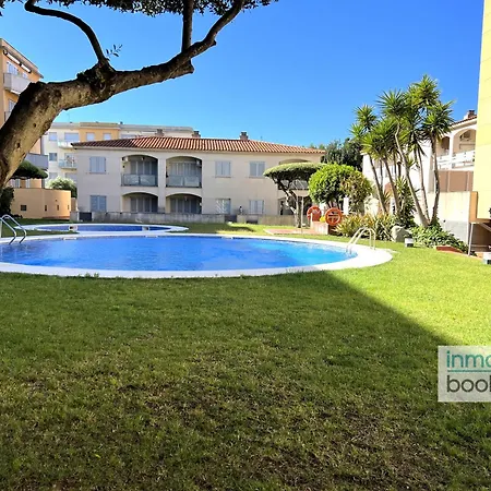 Sol Apartment, Climatizado, Parking Y Piscina كامبريلس
